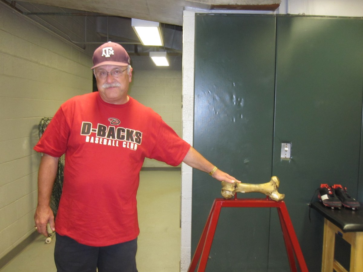 Jeff and the Aggie bone